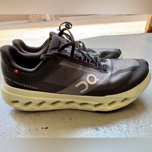 ON Running Cloudsurfer Next Sneakers